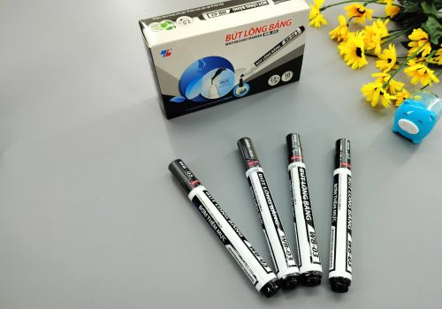 Bút viết bảng trắng WB - 03 màu đen