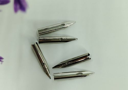 Ngòi lá tre kim tinh