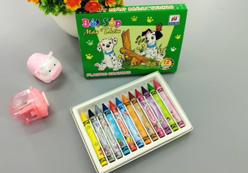 Sáp 12 màu chó đốm